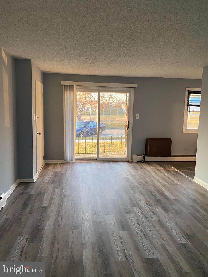 101 Dartmouth Avenue - Photo 1