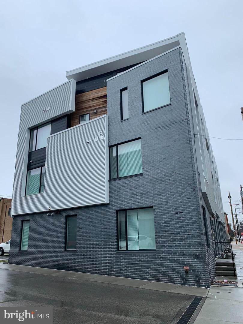 706 7TH Street - Photo 1