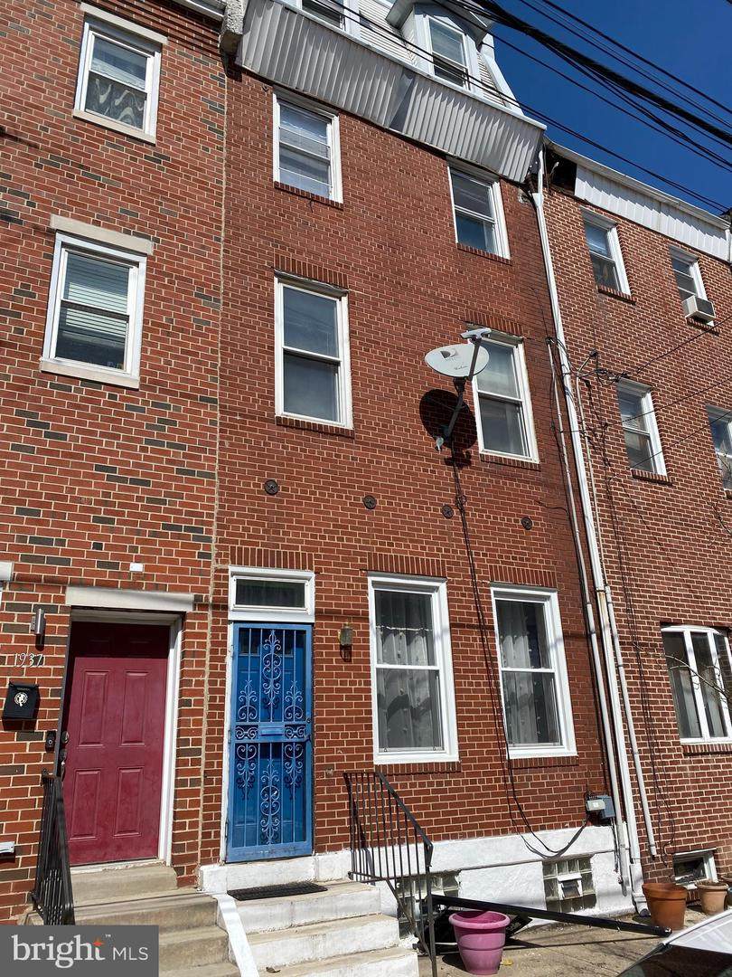 1935 Poplar Street - Photo 1