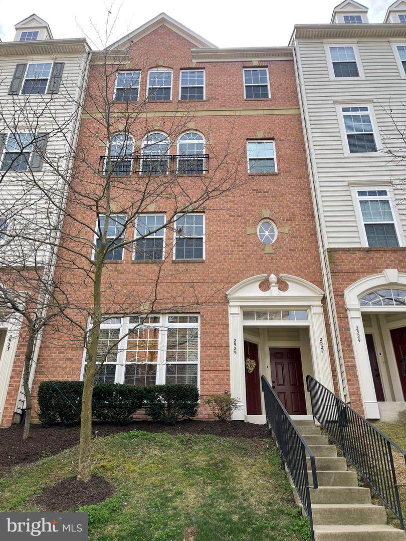2527 Eastbourne Drive - Photo 1