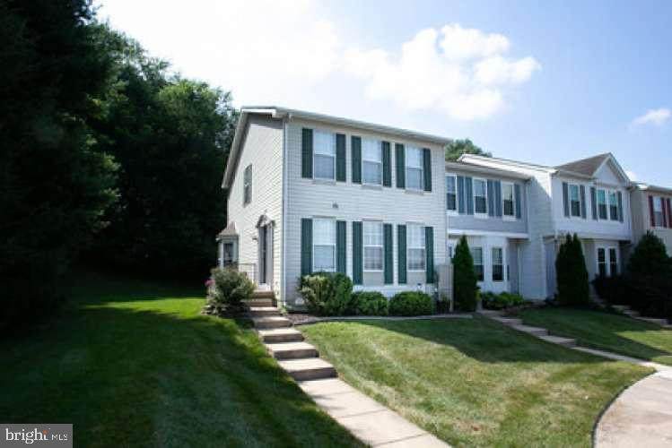 709 Ashland Court - Photo 1