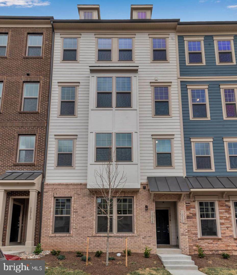 1014 Madeira Terrace - Photo 1