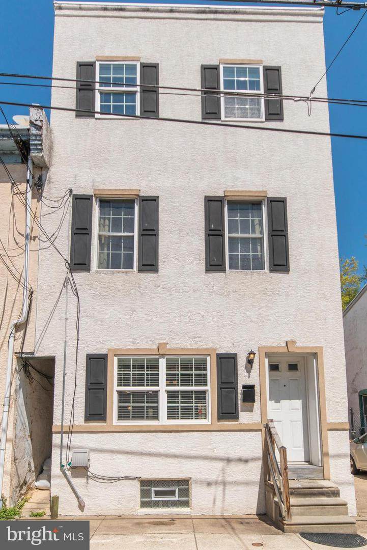 4831 Ogle Street - Photo 1