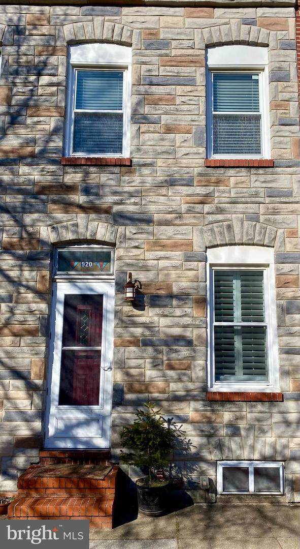 920 Binney Street - Photo 1