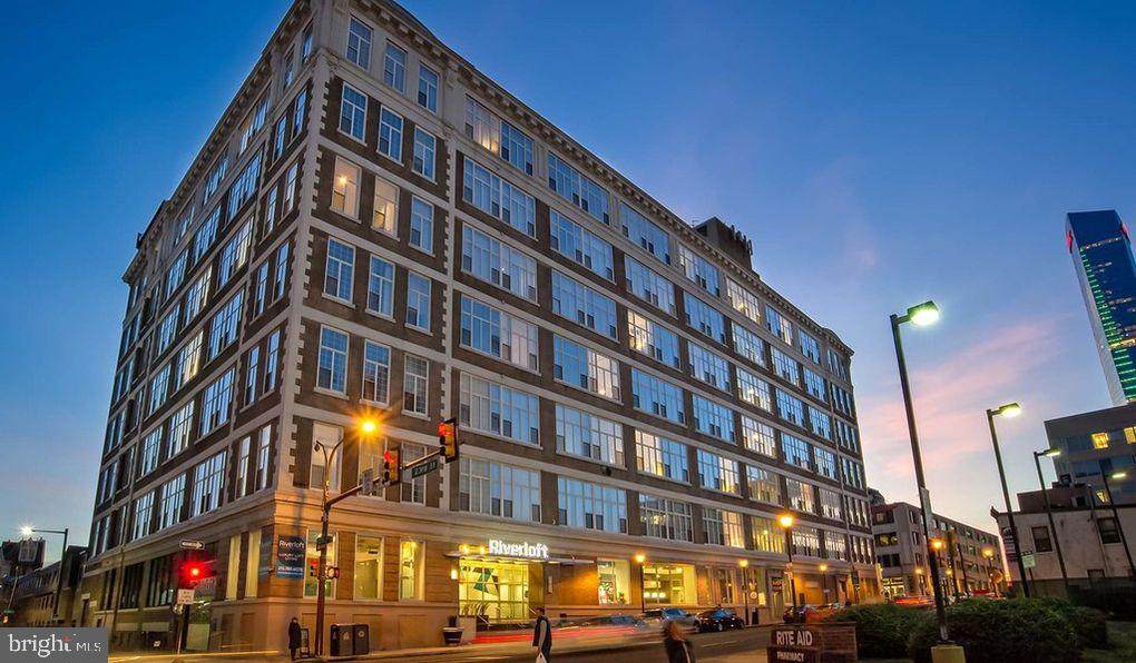 2302 Walnut Street - Photo 1