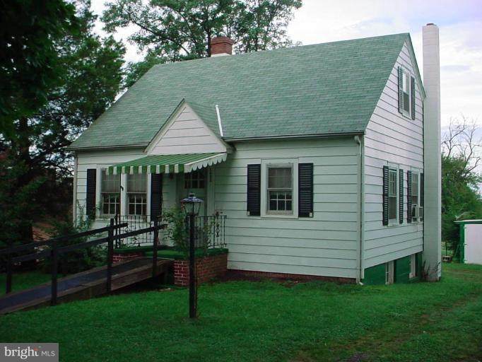 1822 Orange Road - Photo 1