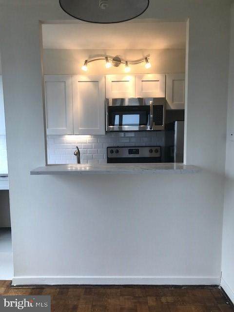 224-30 Rittenhouse Square - Photo 1