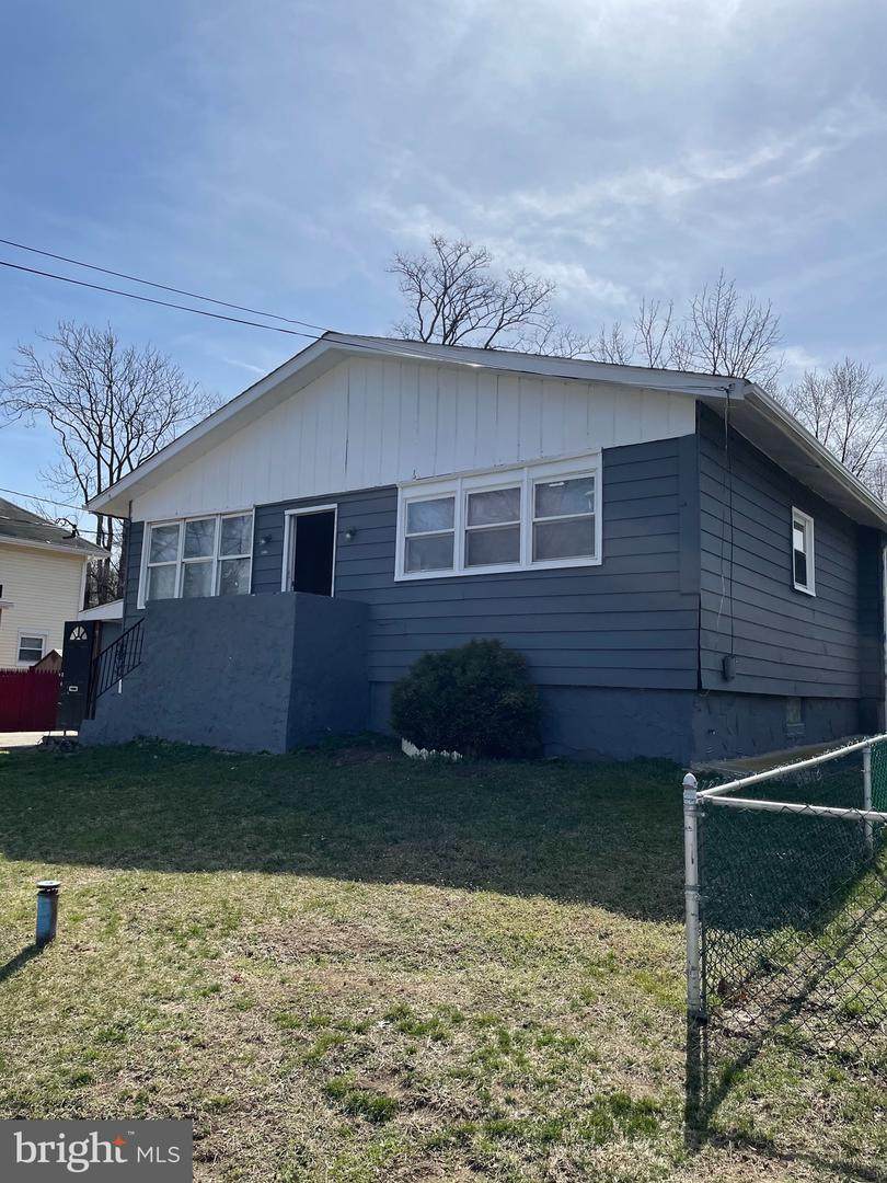 1505 Velde Avenue - Photo 1