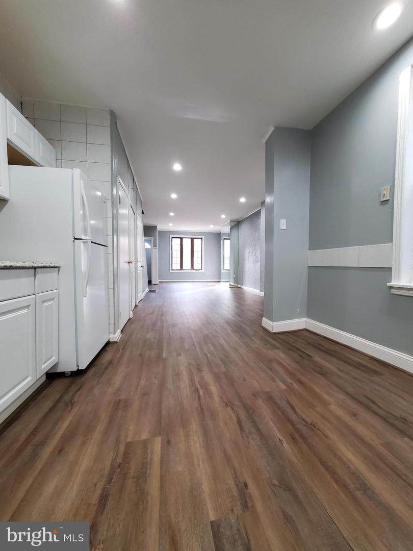 2639 Dickinson Street - Photo 1