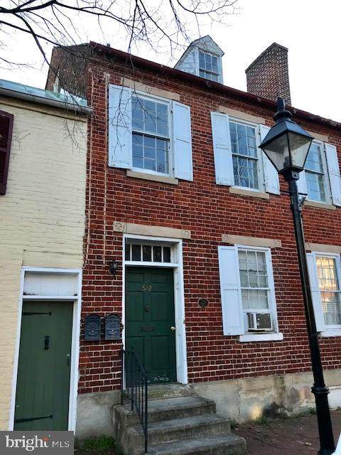 512 Caroline Street - Photo 1