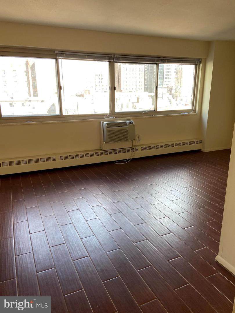 2101-17 Chestnut Street - Photo 1
