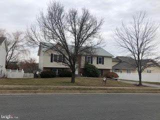 305 Lilys Way - Photo 1