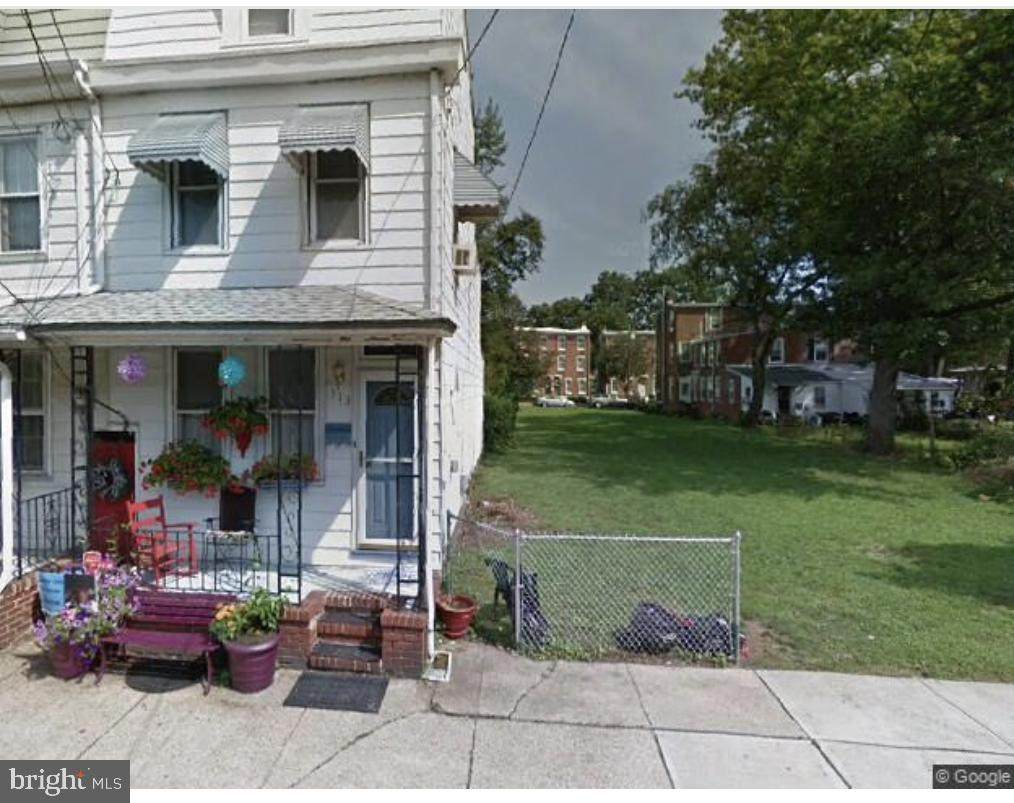 313 Barclay Street - Photo 1