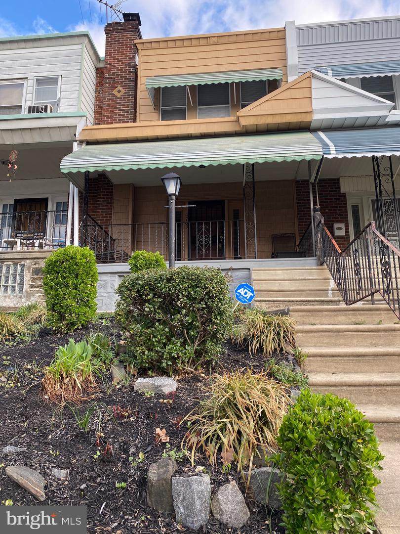 5763 Dunlap Street - Photo 1