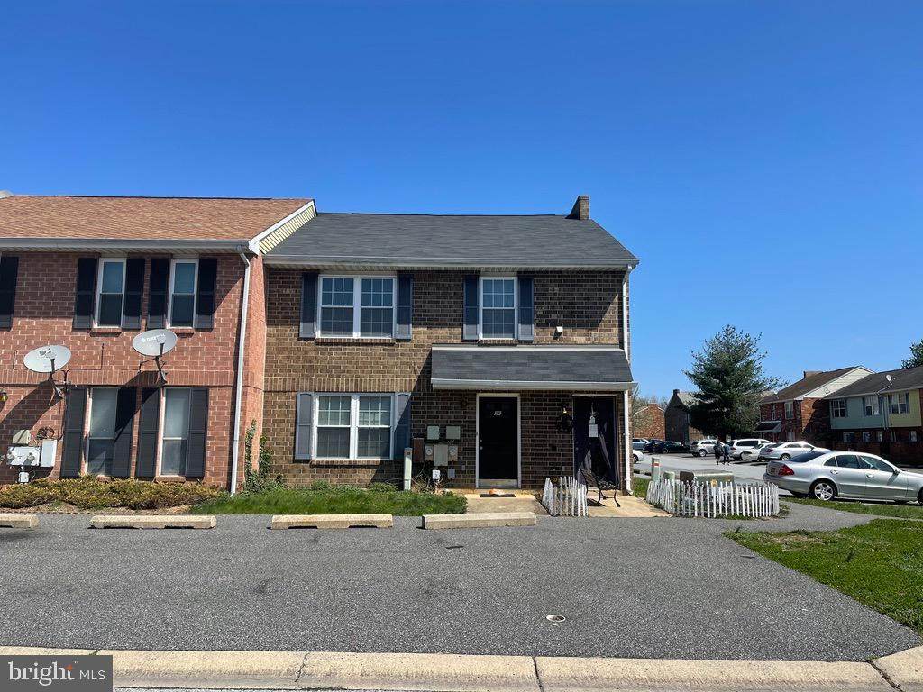 24 Revelle Street - Photo 1