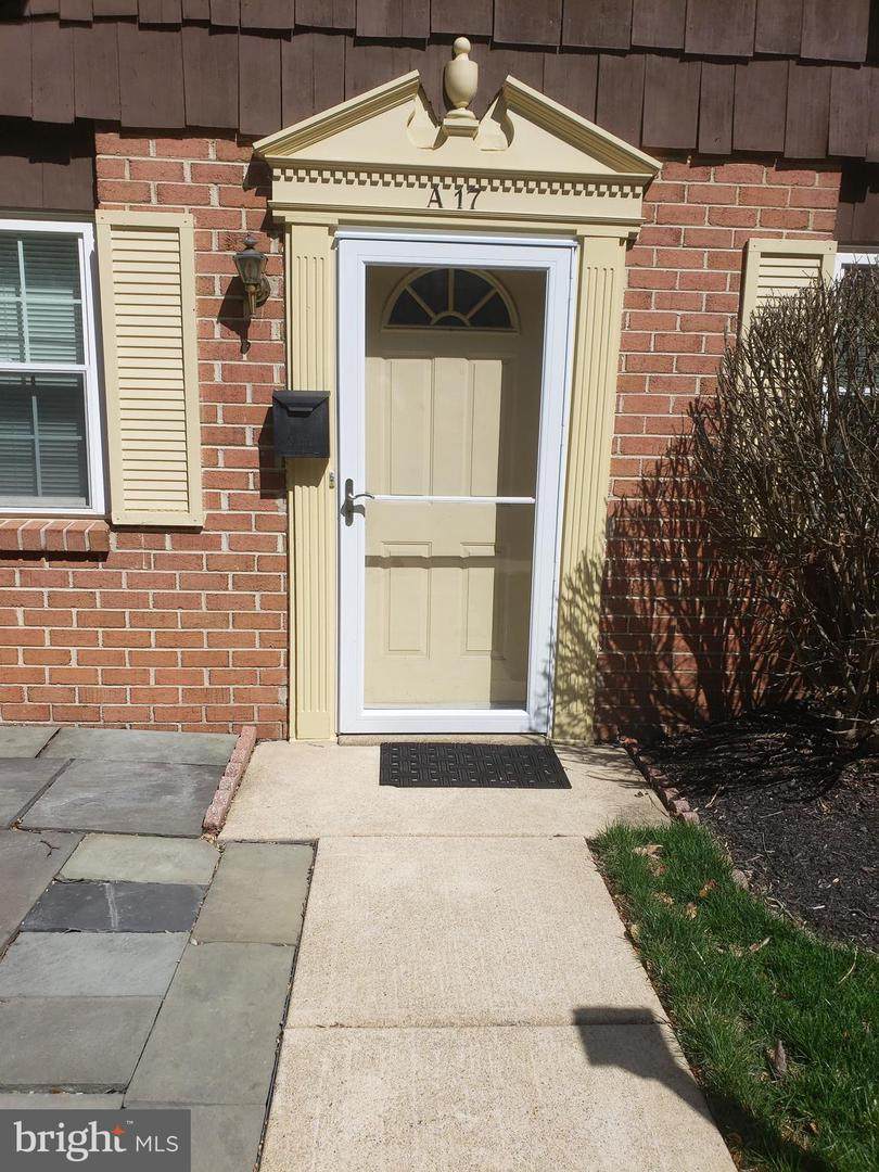 207 Walnut Hill Road - Photo 1