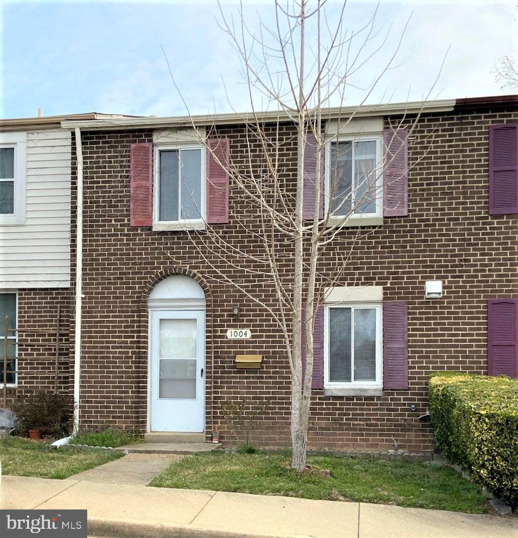 1004 Side Drive - Photo 1