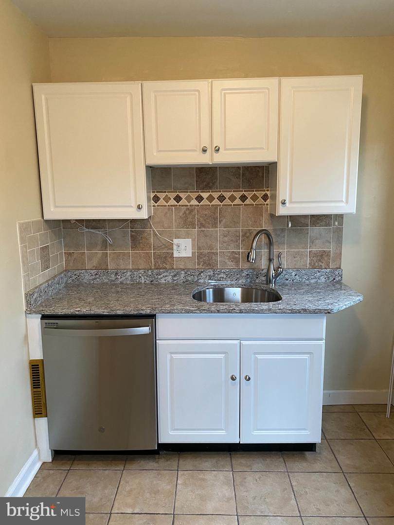 239 Atlantic Avenue - Photo 1