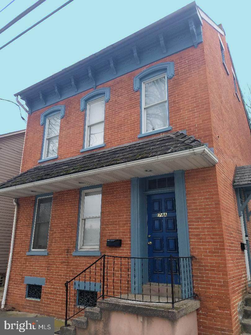 174 Charlotte Street - Photo 1