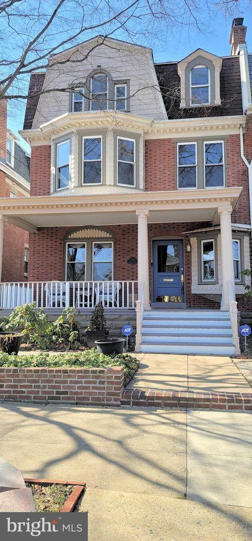 2218 Gilpin Avenue - Photo 1