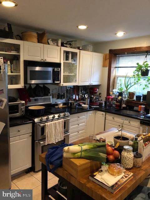 1121 Clifton Street - Photo 1