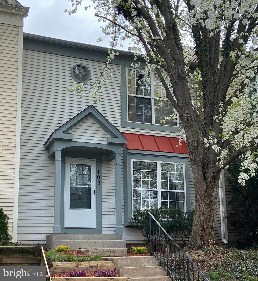 103 Paddington Way - Photo 1