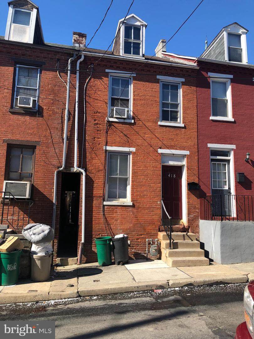 418 Howard Avenue - Photo 1