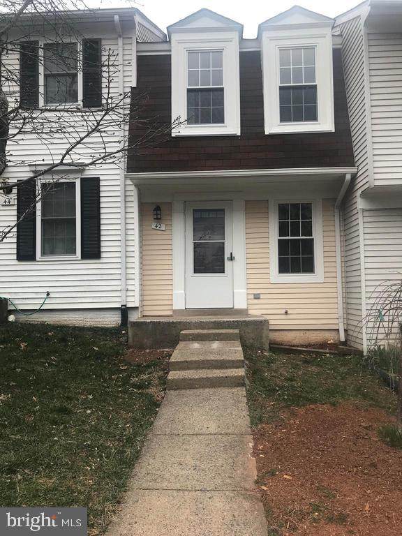 42 Alden Court - Photo 1