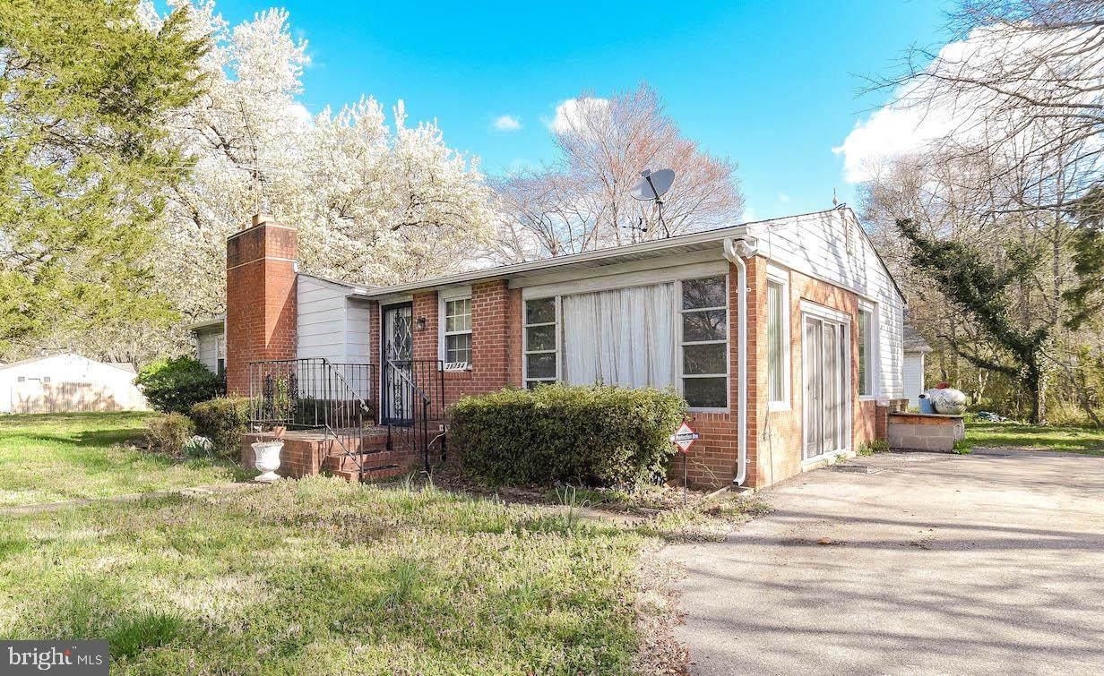 36794 Owens Drive - Photo 1