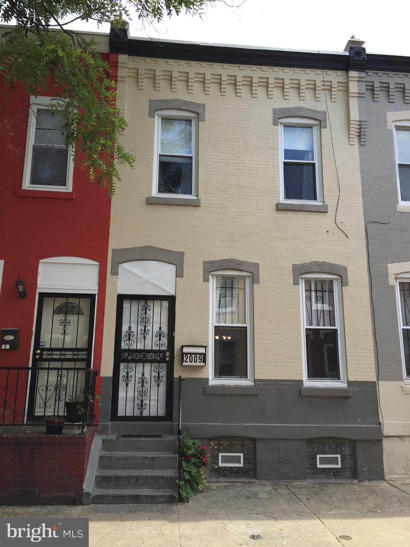 2009 Gratz Street - Photo 1