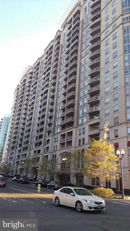 888 Quincy Street - Photo 1
