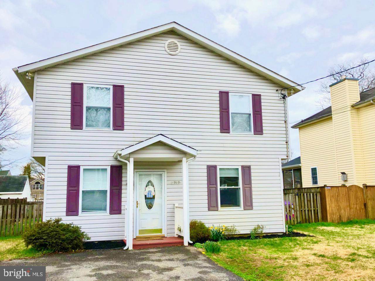 919 Annapolis Avenue - Photo 1