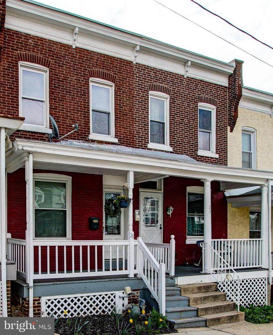 25 Franklin Avenue - Photo 1
