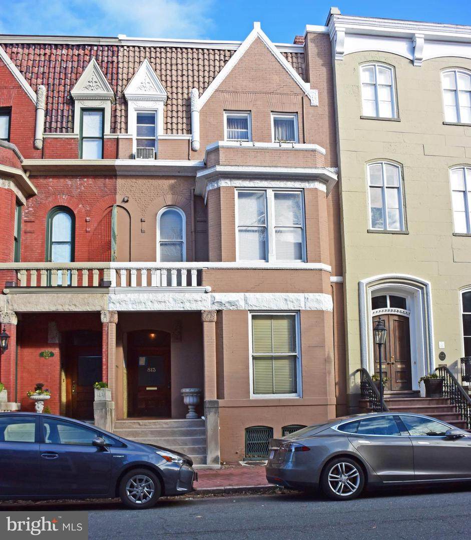 813 Prince Street - Photo 1