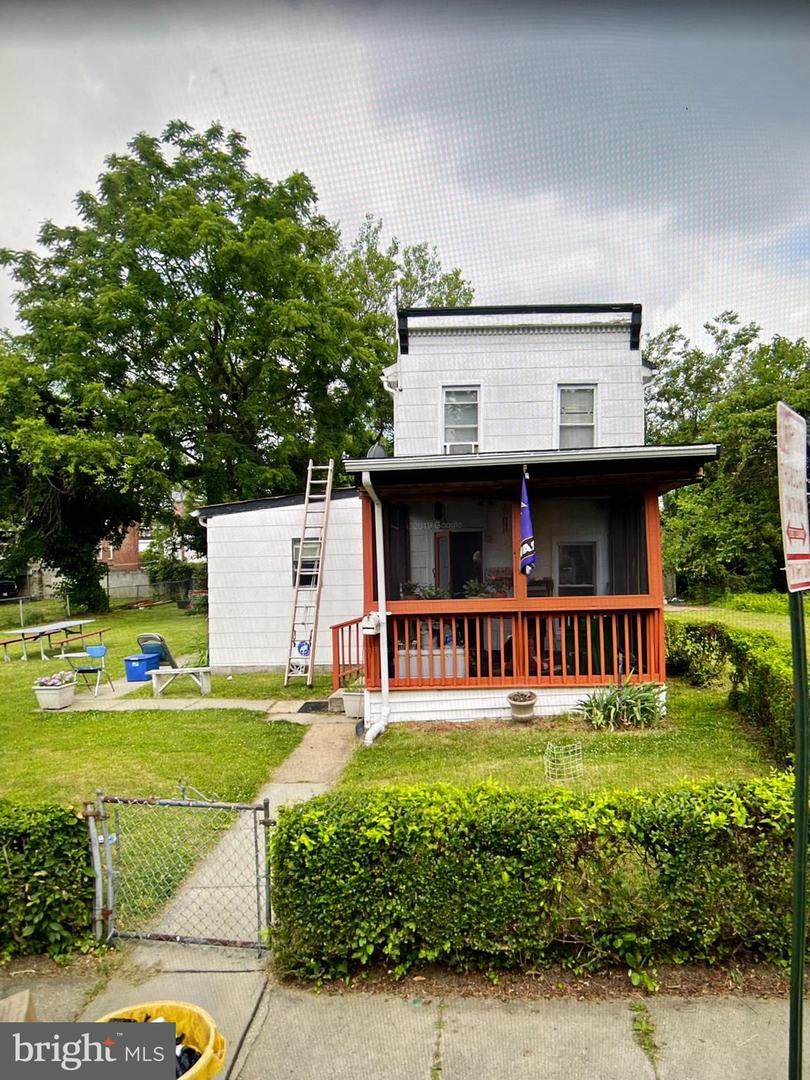 180 Kossuth Street - Photo 1