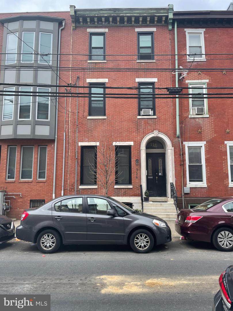726 16TH Street - Photo 1