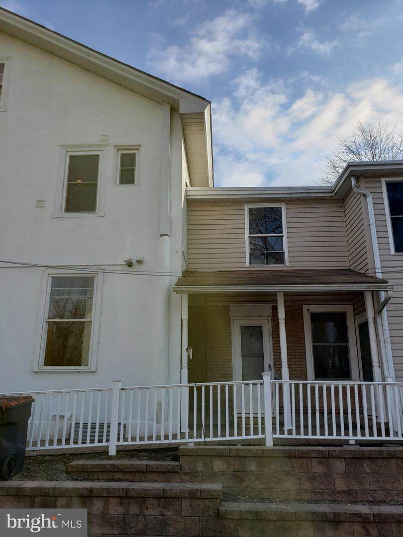 662 Marshall Street - Photo 1