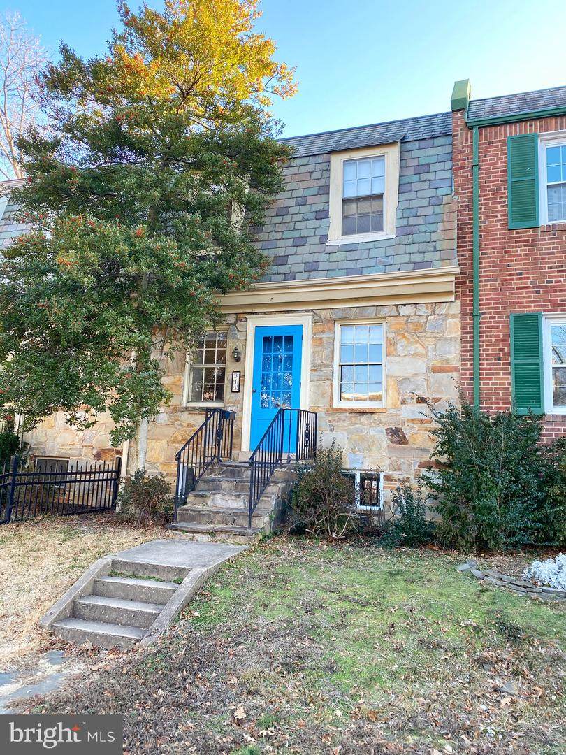 313 Commonwealth Avenue - Photo 1