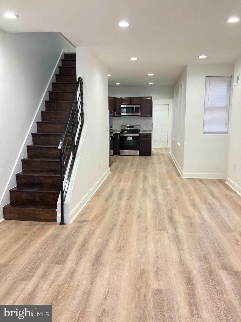 1313 Wishart Street - Photo 1