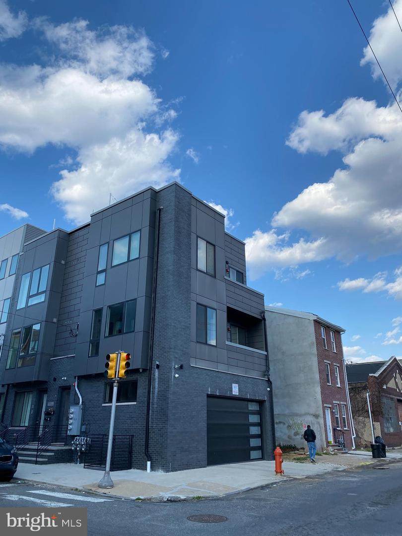 833-35 15TH Street - Photo 1