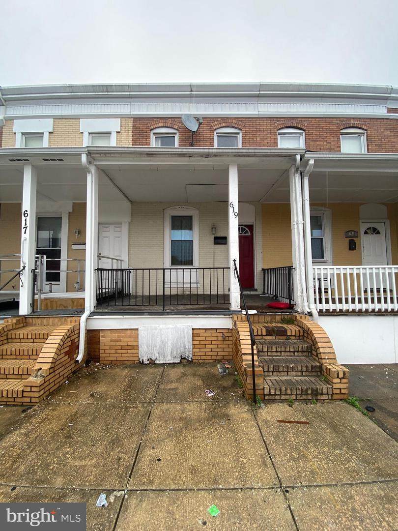 619 Pulaski Street - Photo 1