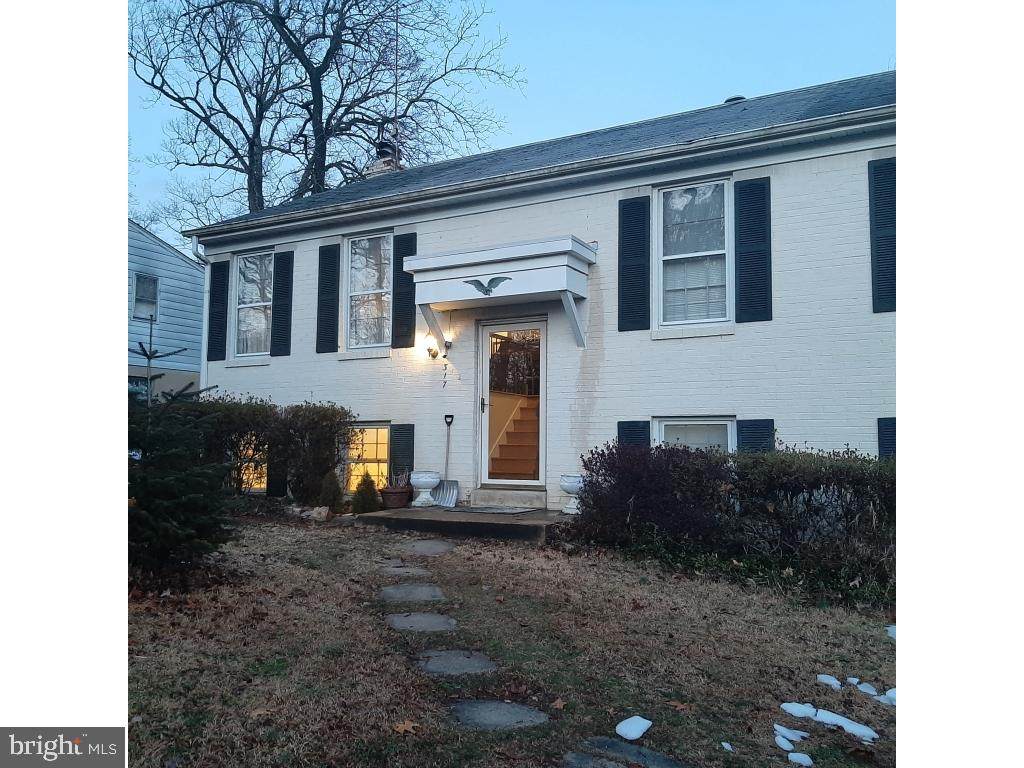 317 Edgemere Drive - Photo 1