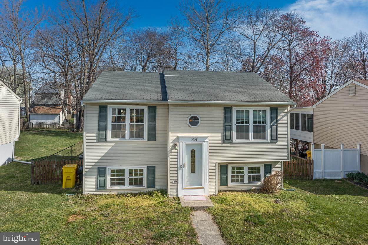 1058 5TH Street - Photo 1