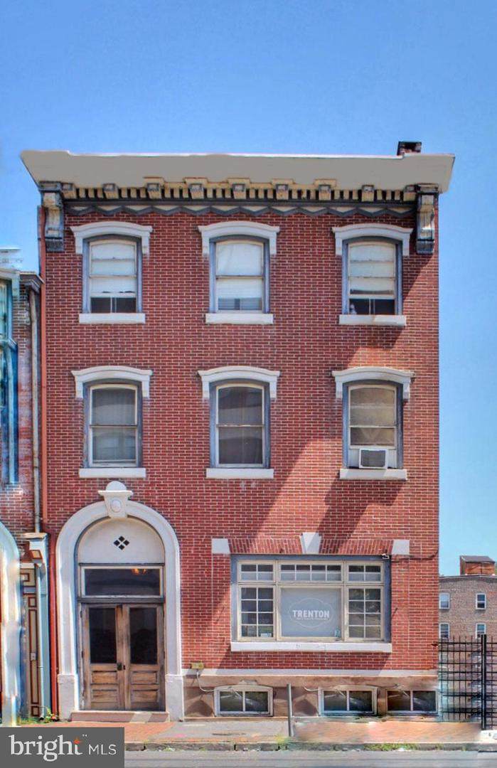 324 Broad Street - Photo 1