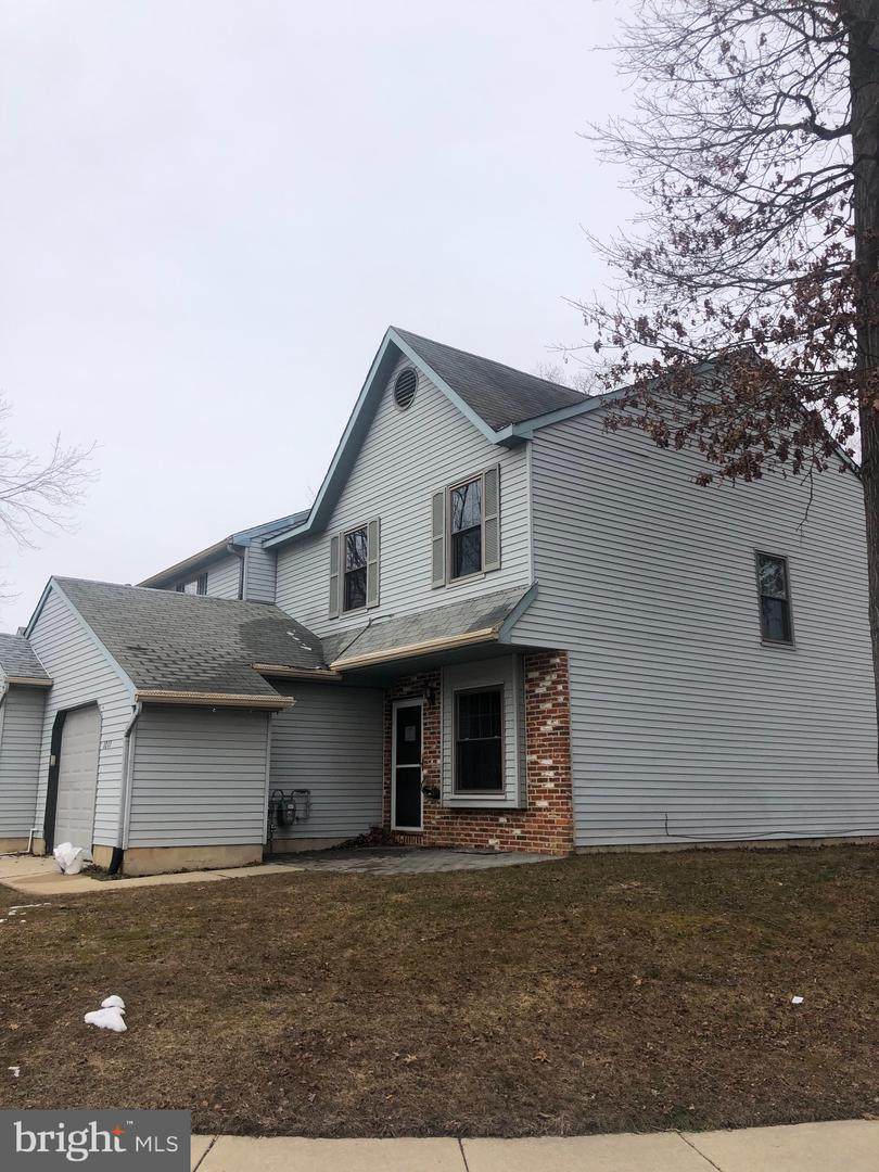 1011 Baywood Drive - Photo 1