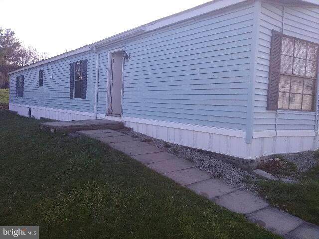 93 Delaware Court - Photo 1