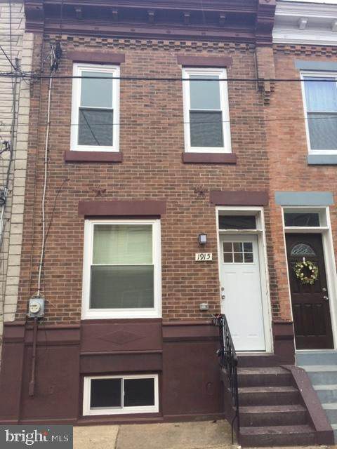1915 Lambert Street - Photo 1