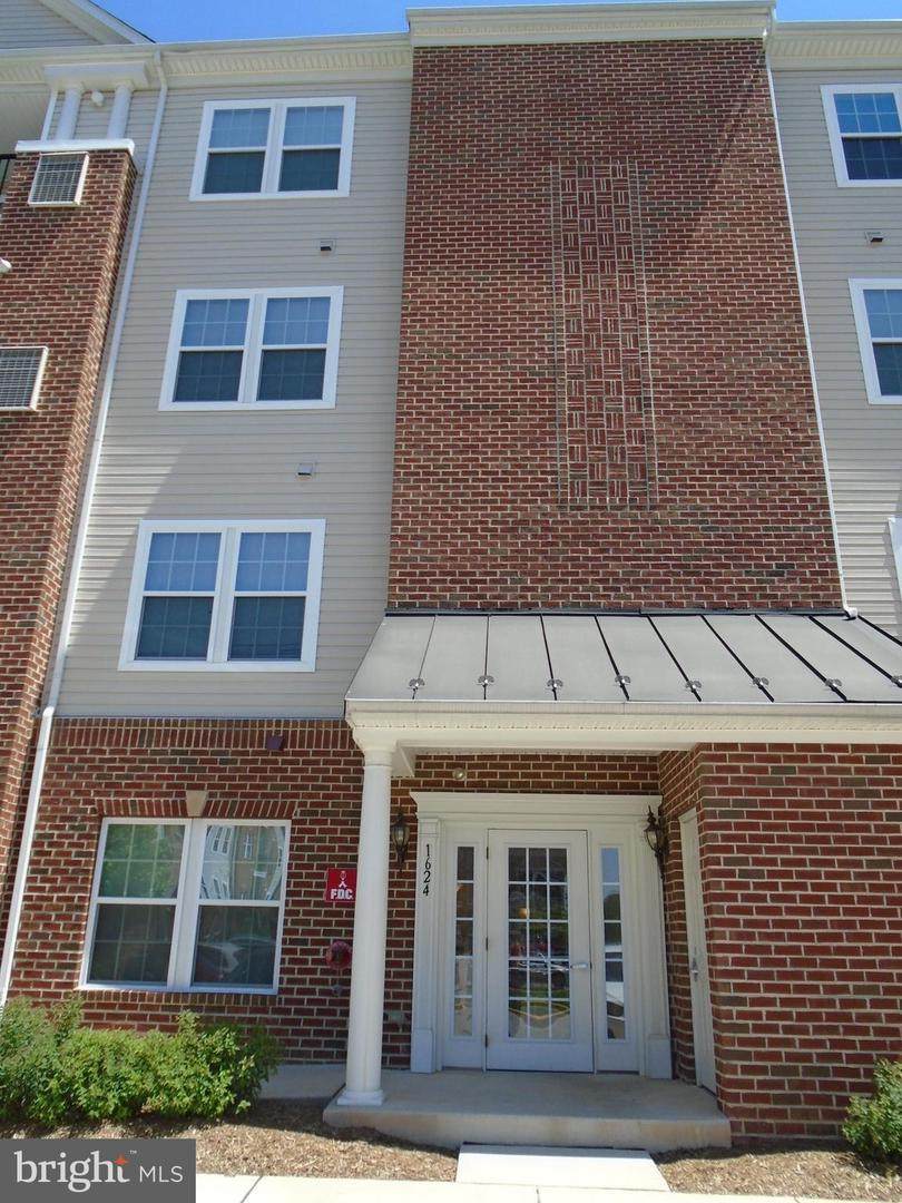1624 Hardwick Court - Photo 1