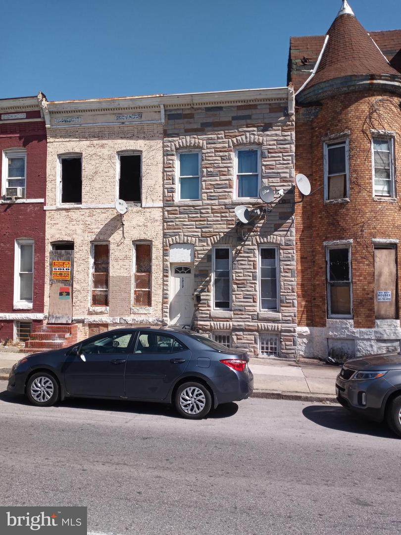 1717 Fulton Avenue - Photo 1