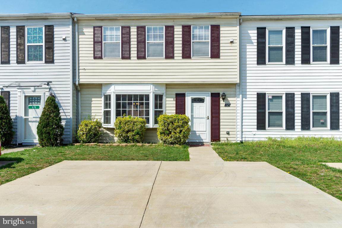 325 Goose Creek Drive - Photo 1